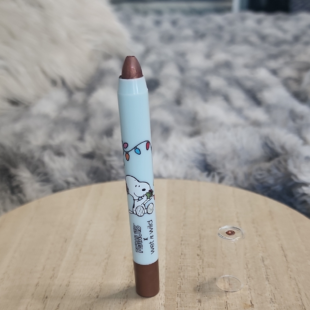 Wet n Wild Brown Lip Crayon